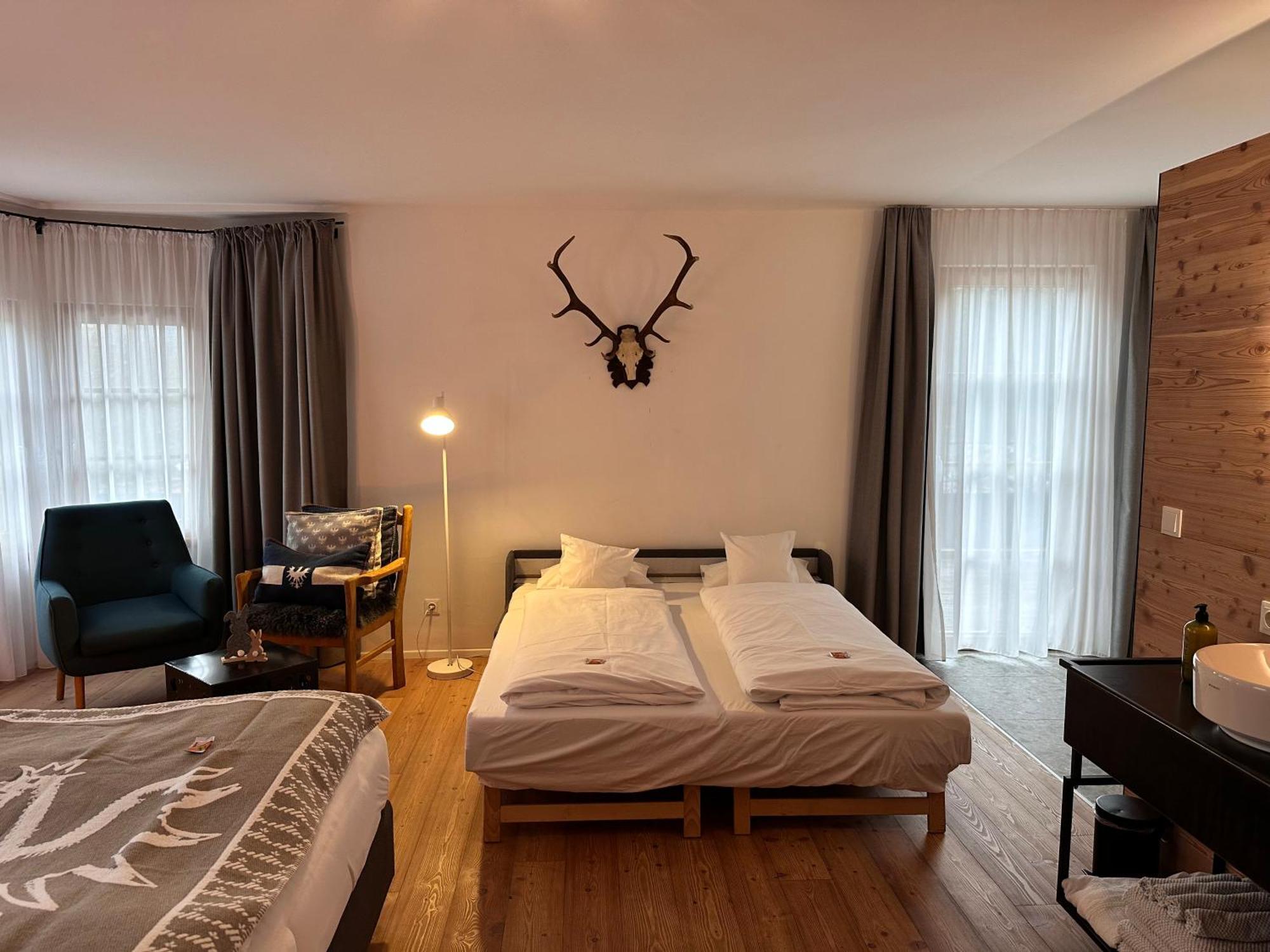 Gerhardhof - Zimmer Glamping Camping Wildermieming Eksteriør billede
