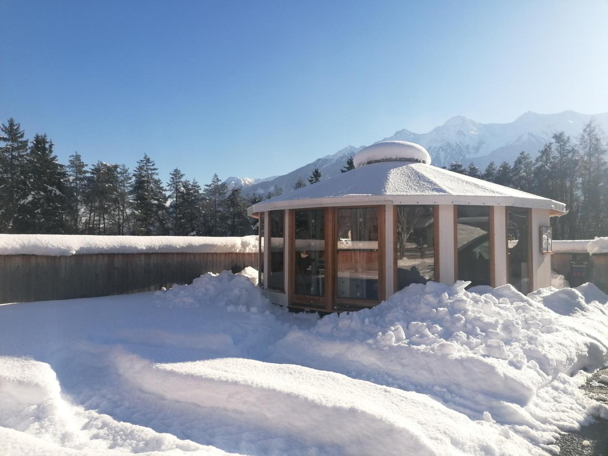 Gerhardhof - Zimmer Glamping Camping Wildermieming Eksteriør billede
